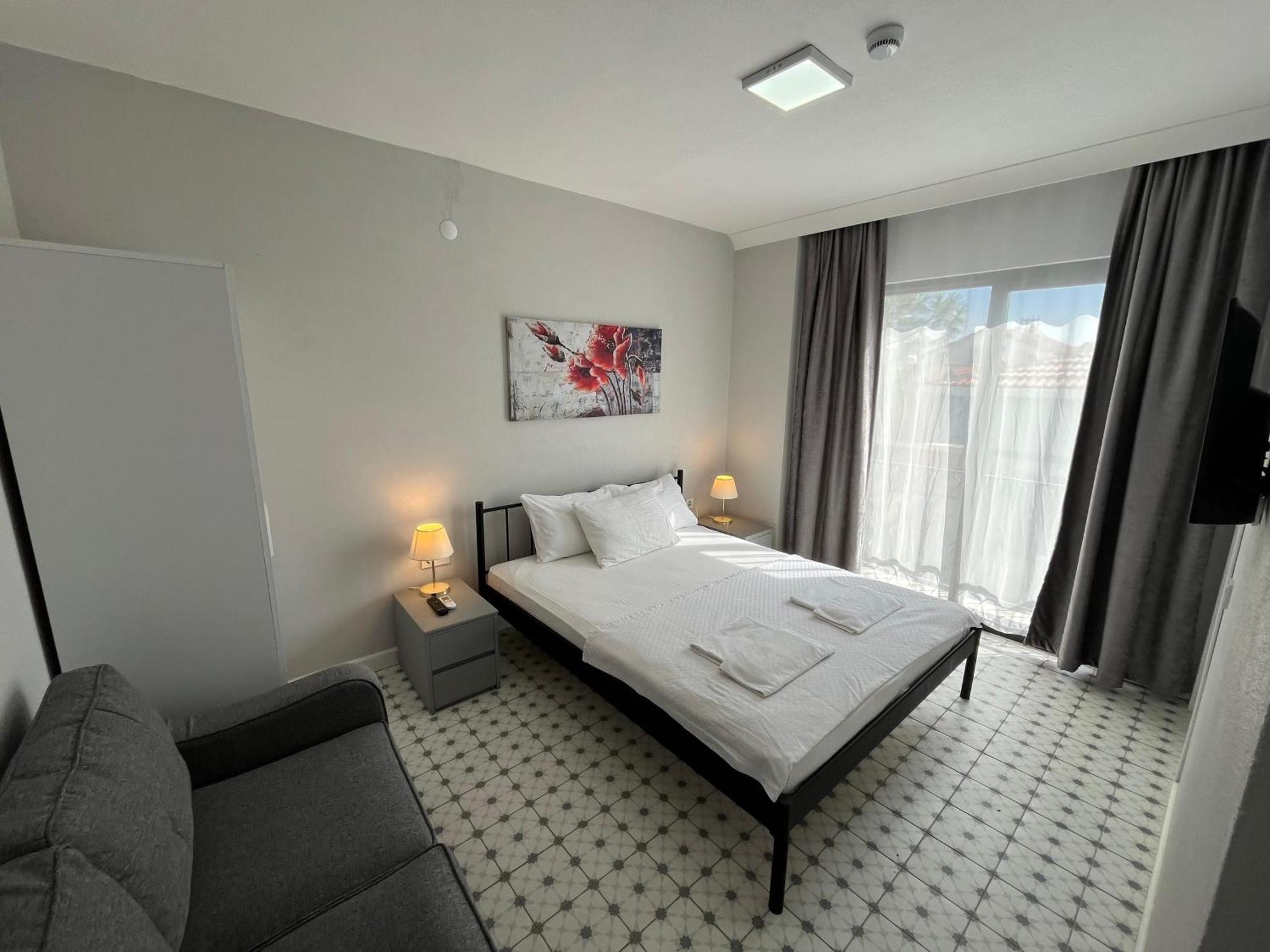 Sun Ayvalik Otel Küçükköy Екстериор снимка